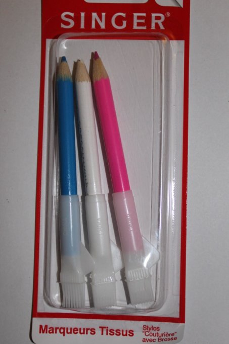 3 Crayons craies bleu, rose et blanc pour tissus 